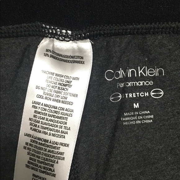 Calvin Klein Capri Legging - Picture 6 of 8